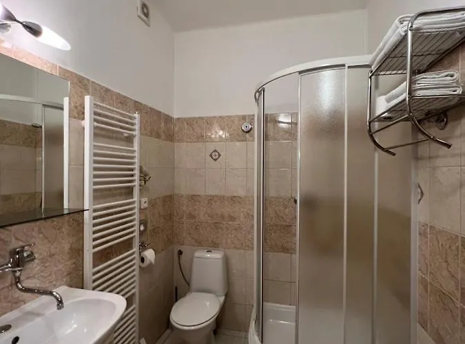 Greenstar בית הארחה Ústí nad Labem